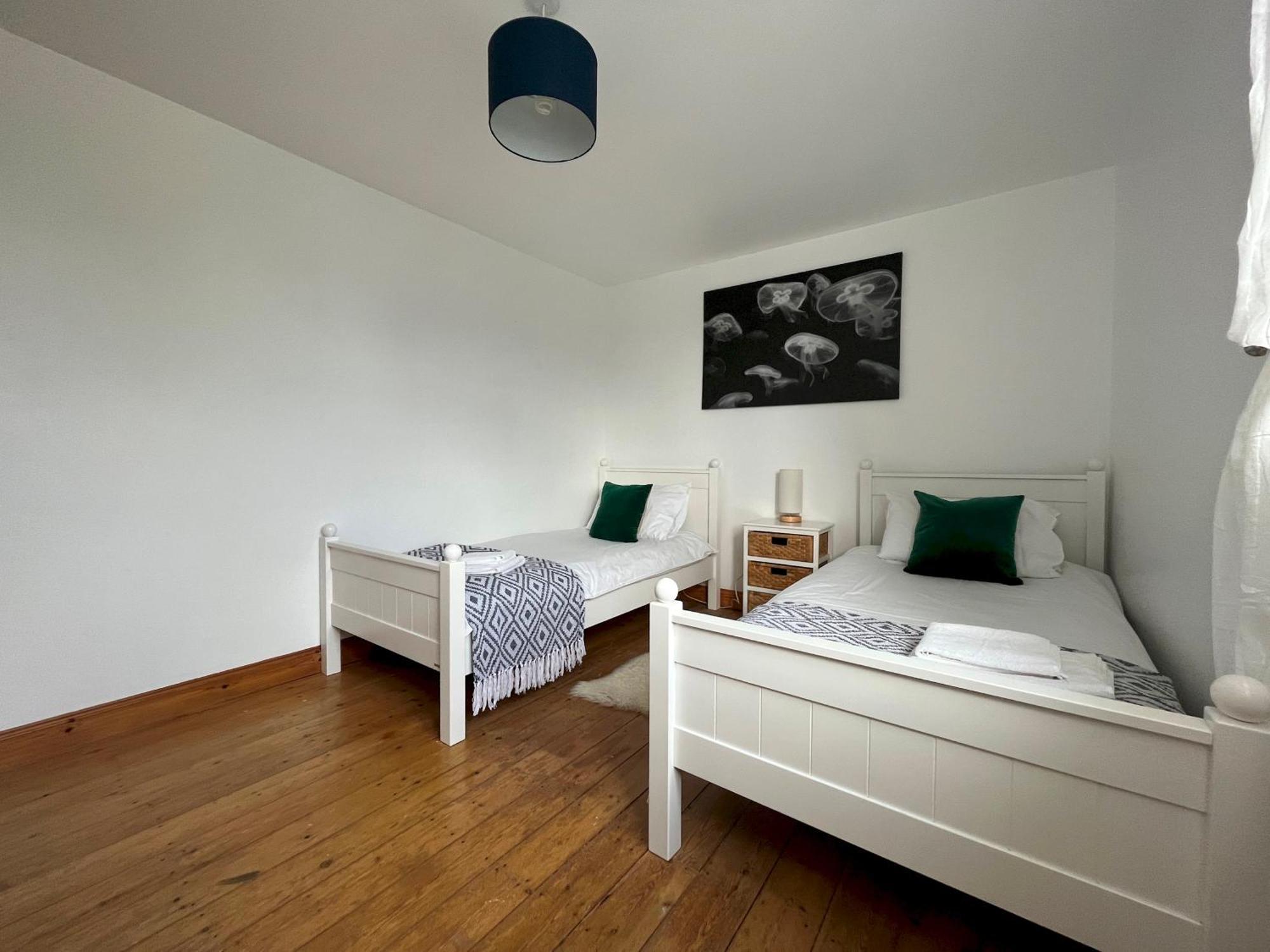 Spacious Home Sleeps 6 Short Walk To Port Isaac Village & Stunning Views Exterior foto